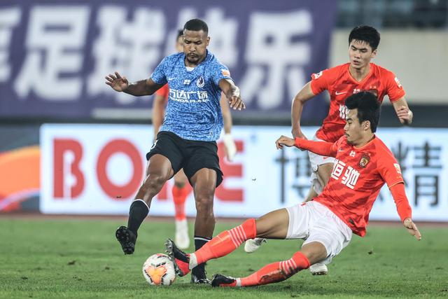 佩恩1年310万美元加盟尼克斯 上赛季场均8+2+3