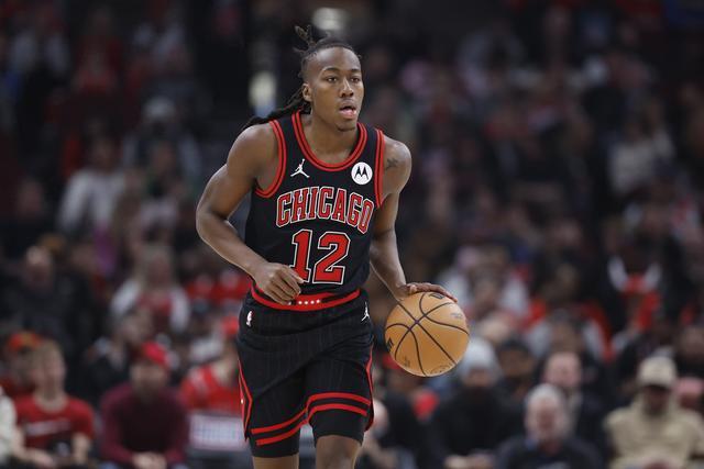 鄢手骐16+8+6辽宁不敌青岛 张陈治锋15+10